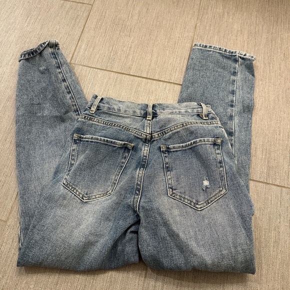 PacSun Light High Waisted Straight Leg Jeans - Picture 3 of 4